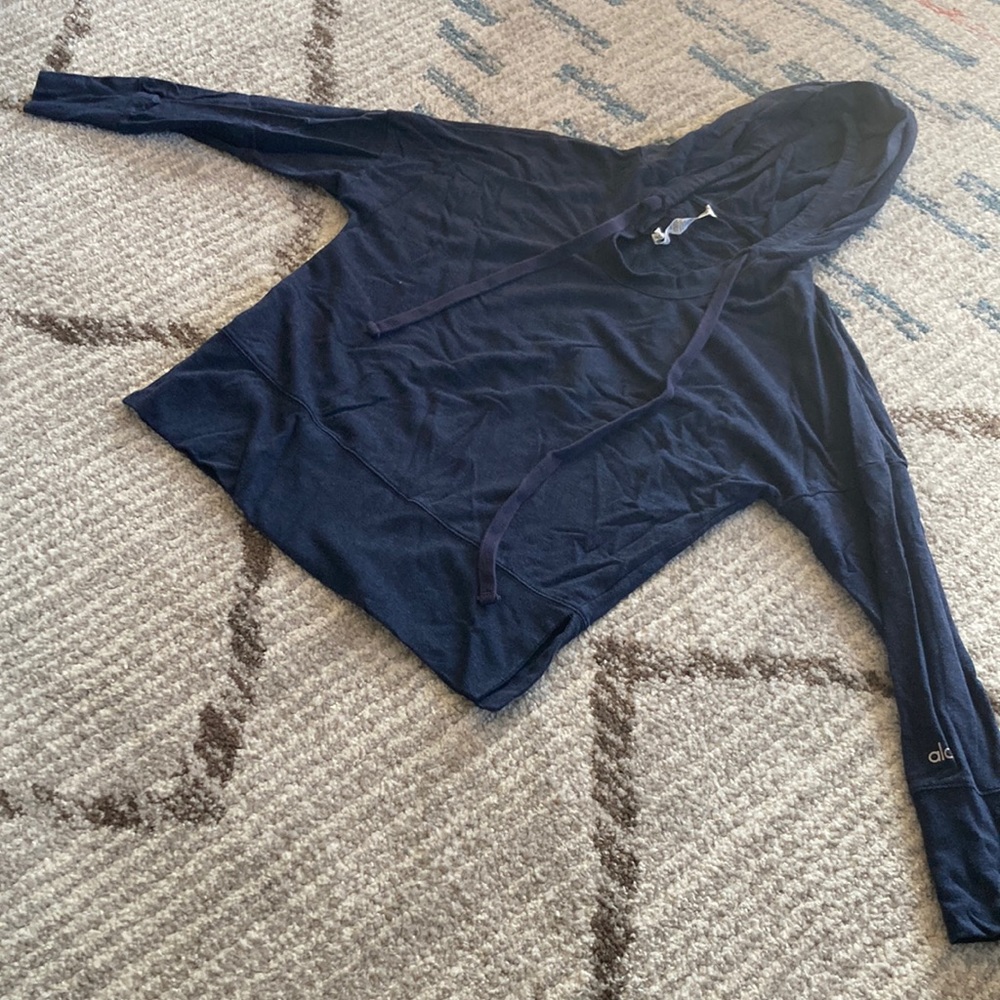 Alo sweatshirt